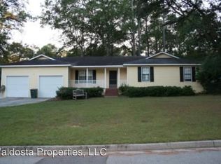 2202 Oakgrove Cir, Valdosta, GA 31602