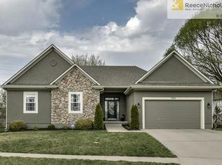 3020 SW 9th Ter, Lees Summit, MO 64081