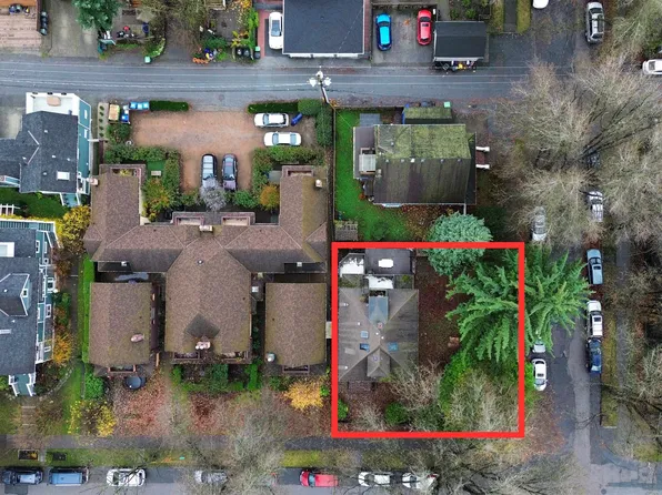 174 W 11th Ave, Vancouver, BC V5Y 1S7