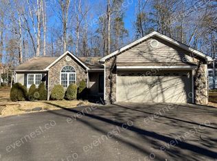 103 Winchester Ln, Locust Grove, VA 22508