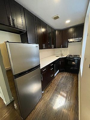 5th image of 909 Nostrand Ave #2FF