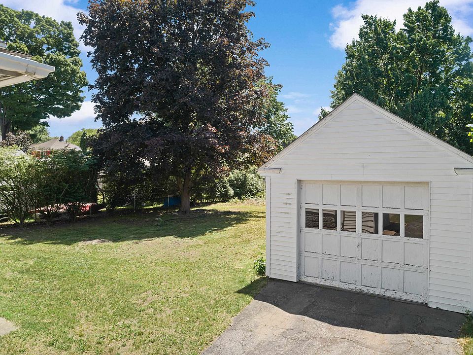 17 McKean Street, Nashua, NH 03060 Zillow