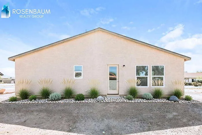 8764 W Reventon Dr — Photo 9