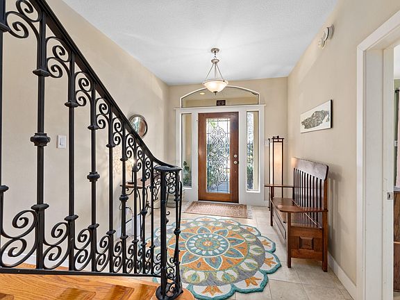 5th image of 2611 Commonwealth St