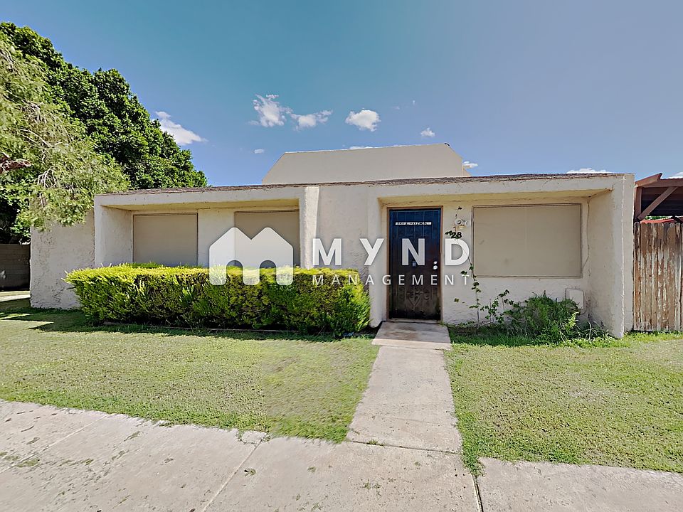1st image of 944 S Valencia Unit 28