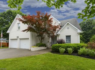 20 Frelinghuysen St, Belvidere, NJ 07823