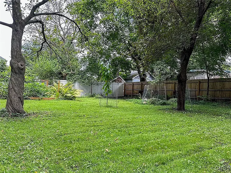 507 Herkimer St — Photo 20