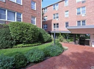 280 Atlantic Ave APT 108, East Rockaway, NY 11518