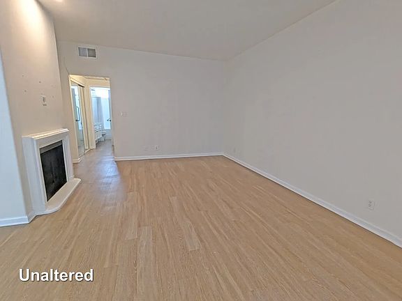 3rd image of 912 N Croft Ave APT 103