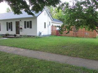 310 N Main St, Greene, IA 50636