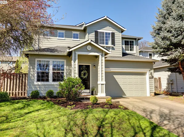 23597 SW Pinehurst Dr, Sherwood, OR 97140