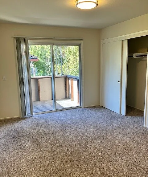 1020 Florence Ln #13 — Photo 4
