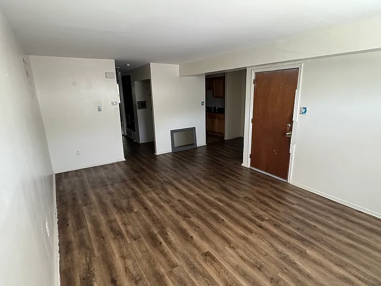 9440 Woodbridge Rd #B — Photo 8