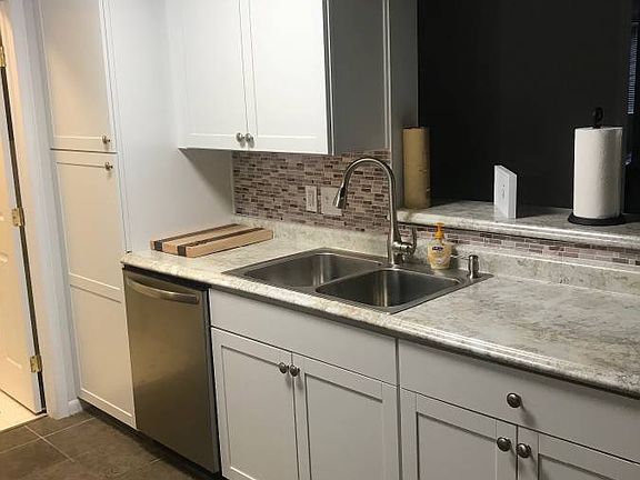3rd image of 4220 Endeavor Dr Unit 104