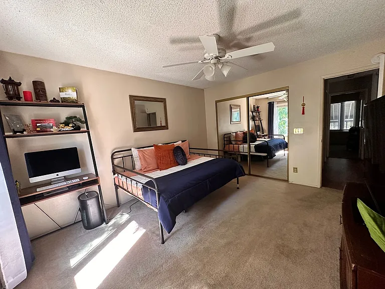 2338 Roundhouse Rd — Photo 6
