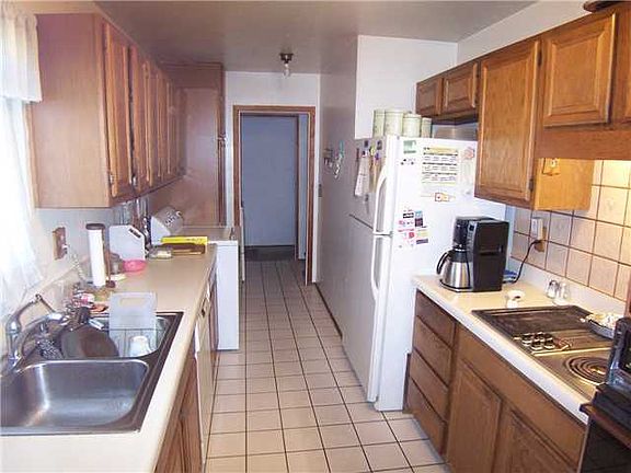 3rd image of 2684 Tern Dr