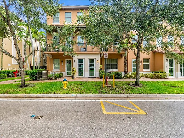 936 SW 147th Ave #2903 — Photo 40