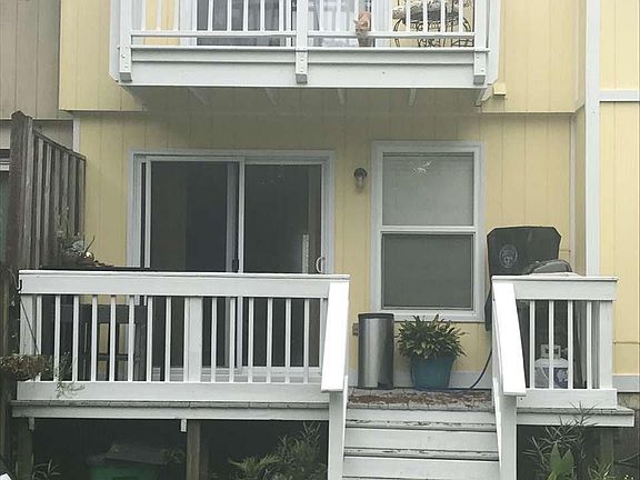 3rd image of 952 Coronado Dr