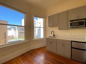 1878 Market St