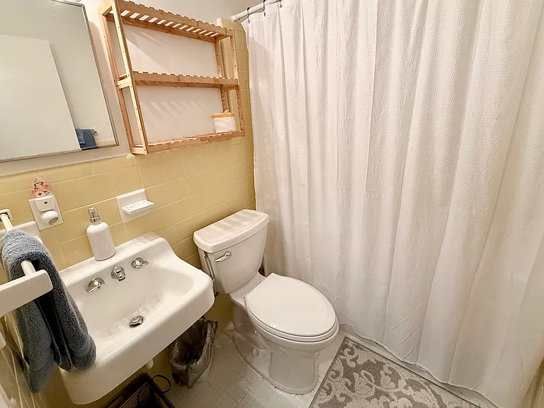 353C Driftwood Cir #C — Photo 23