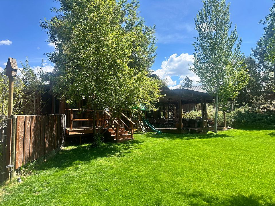 1st image of 64901 Glacier View Dr