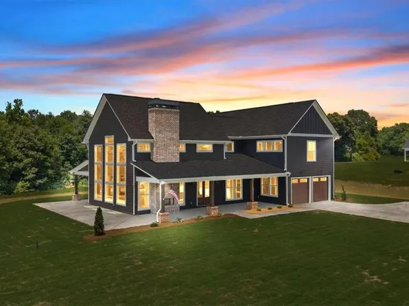 637 Welcome Rd, Roopville, GA 30170