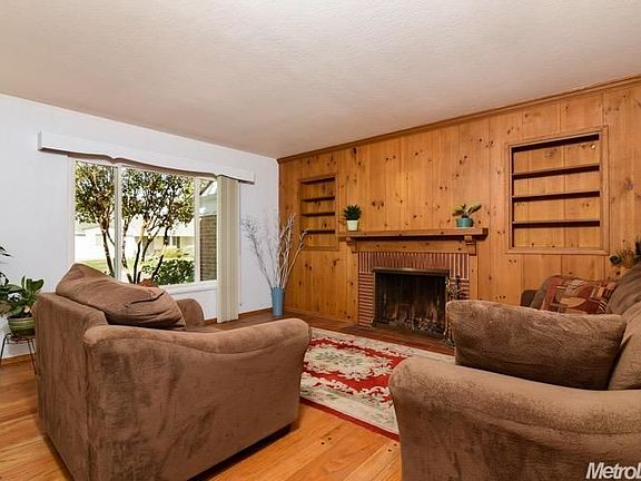 4th image of 3114 Ellington Cir