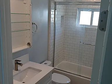 Bright tiled bathroom