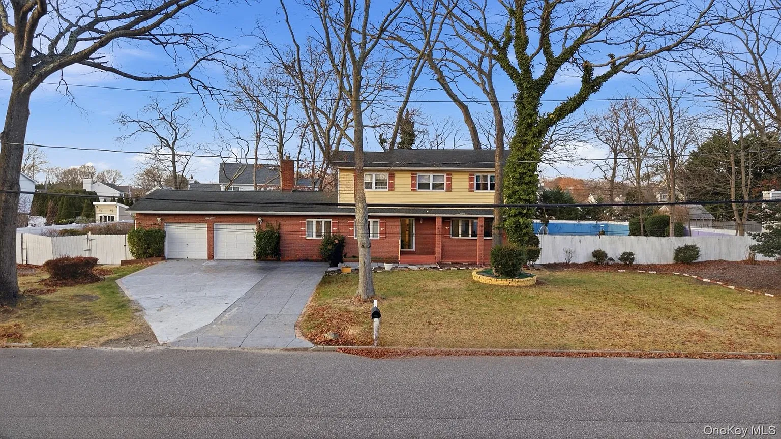 11 Val Court photo 1