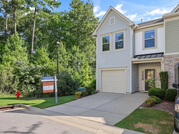 16 N Hedgewick Dr, Clayton, NC 27527
