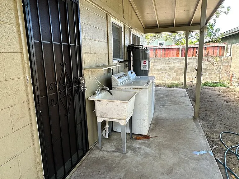 606B Kaulani Way — Photo 5