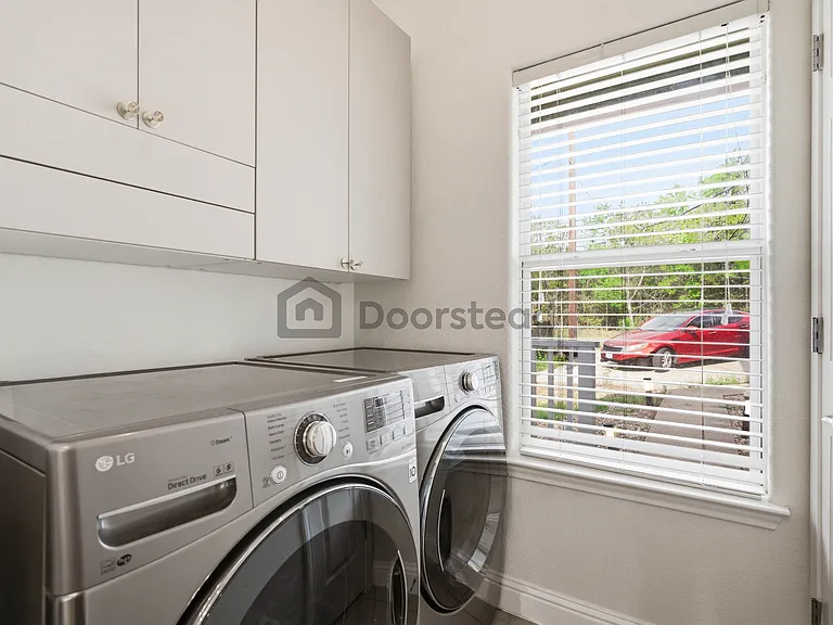 4803 Pecan Springs Rd #B — Photo 23