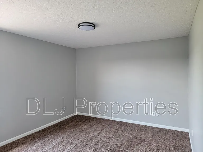 2149 McCleary Rd #4 — Photo 6