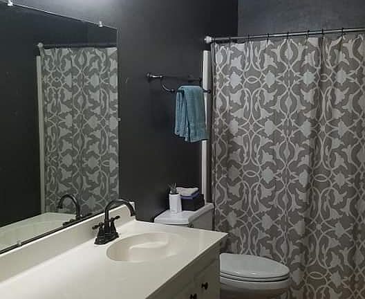 2nd image of 121 E 25th St #0