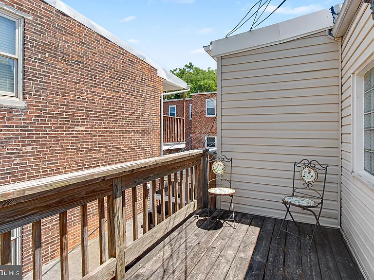 14 Poultney St — Photo 28