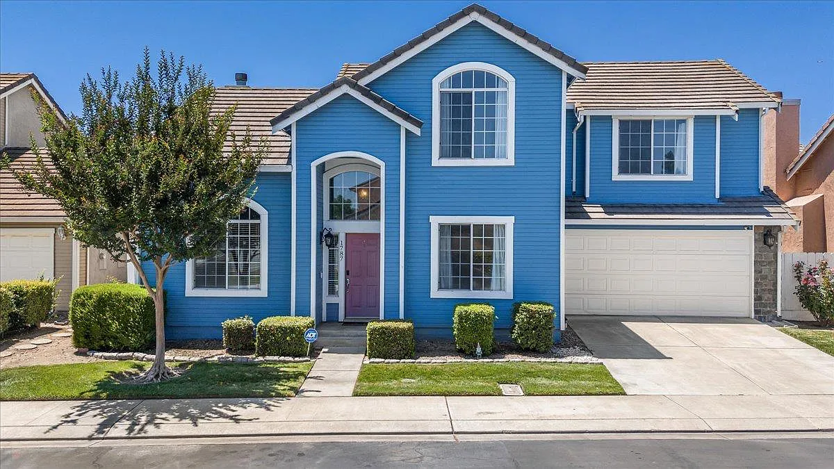 4 bed, 1882 sqft, $2,750 — Photo 3