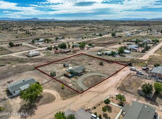 24425 N Los Angeles St, Paulden, AZ 86334