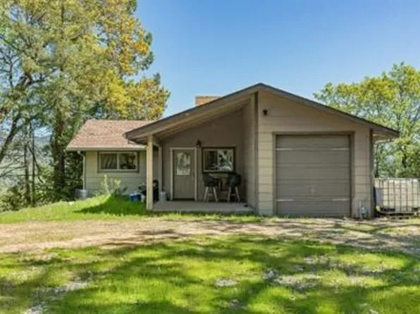 5145 Bus McGall Rd, Ukiah, CA 95482