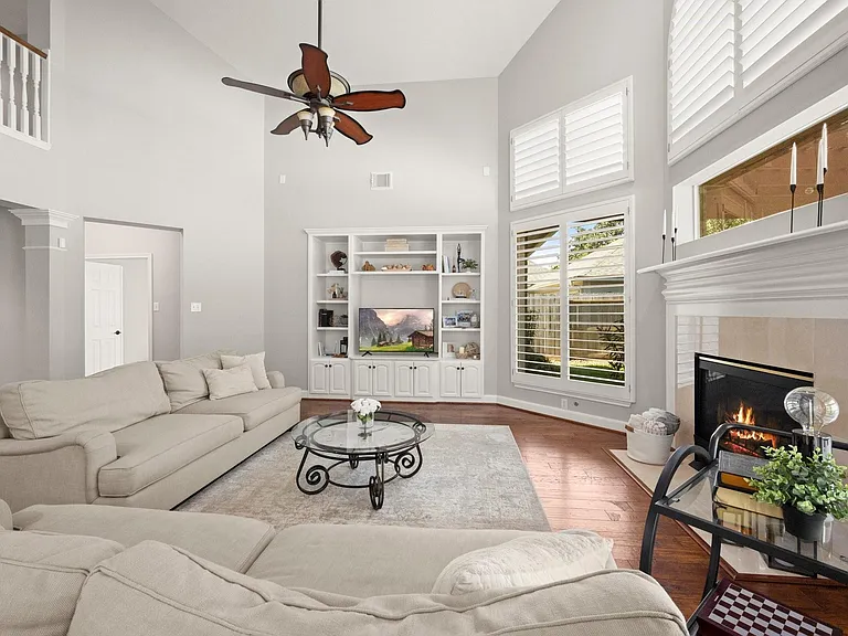 4218 Leaflock Ln — Photo 10