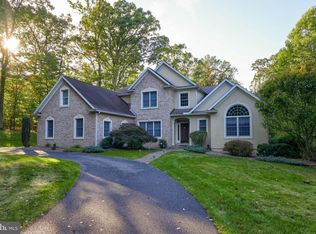 164 Bran Rd, Sinking Spring, PA 19608