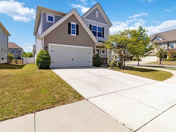3rd image of 1016 Loggerhead Dr