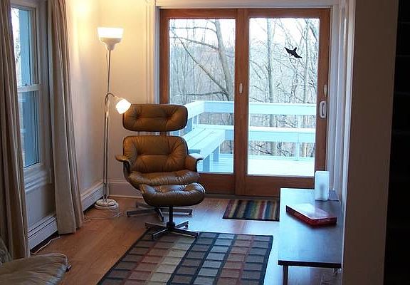 2nd image of 2878 Stoney St