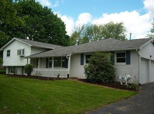 2365 Kennedy St NW, North Canton, OH 44720