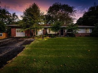 49 Crestview Dr, Milford, OH 45150