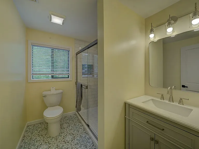1678 Windemere Ln — Photo 27