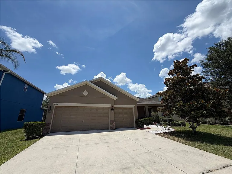 5265 Cortland Dr — Photo 2
