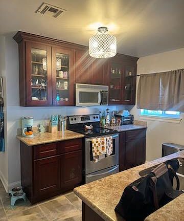 5th image of 606 Harrison Ave #2-B