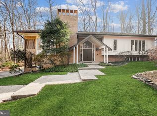 8018 Cypress Grove Ln, Cabin John, MD 20818