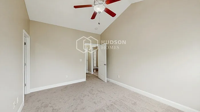 101 Cole Xing — Photo 14