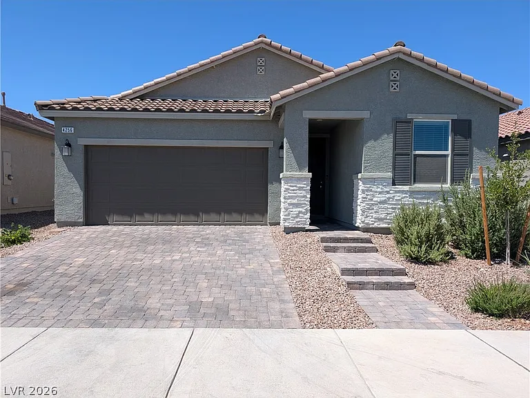 4256 Scarlet Cob Ave — Photo 1